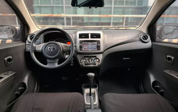 2017 Toyota Wigo  1.0 G AT in Makati, Metro Manila-8