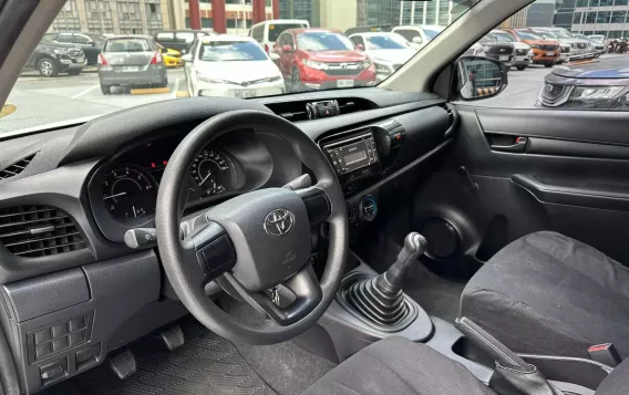 2019 Toyota Hilux in Makati, Metro Manila-16