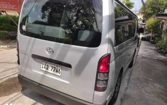 2020 Toyota Hiace  Commuter 3.0 M/T in Las Piñas, Metro Manila-4