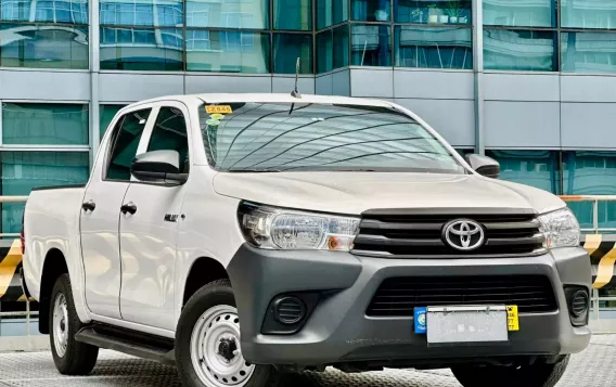 2019 Toyota Hilux in Makati, Metro Manila-1