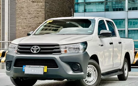 2019 Toyota Hilux in Makati, Metro Manila-2