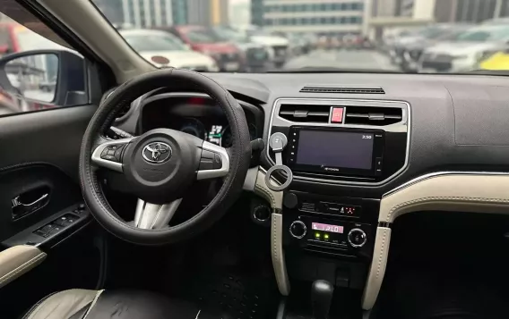 2019 Toyota Rush  1.5 G AT in Makati, Metro Manila-11