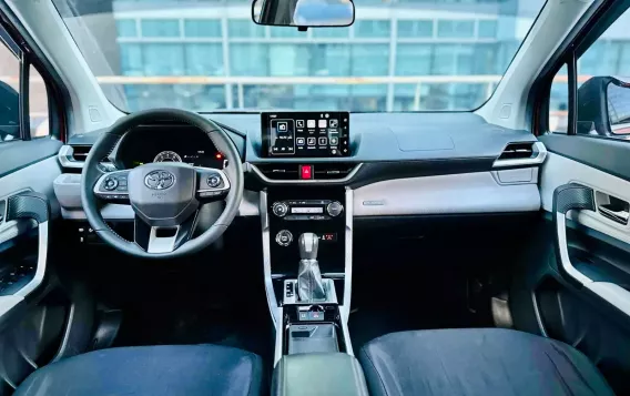 2023 Toyota Veloz in Makati, Metro Manila-3