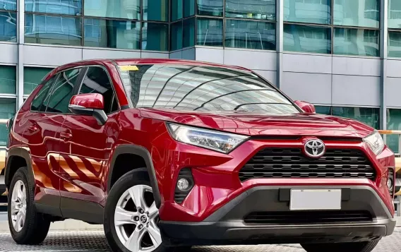 2019 Toyota RAV4  2.5 LE in Makati, Metro Manila