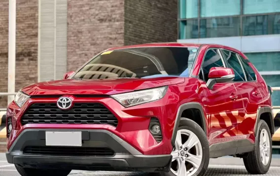 2019 Toyota RAV4  2.5 LE in Makati, Metro Manila-2