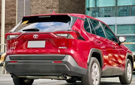 2019 Toyota RAV4  2.5 LE in Makati, Metro Manila-4