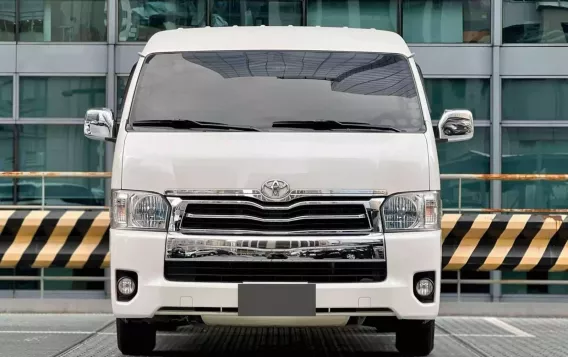 2018 Toyota Hiace Super Grandia in Makati, Metro Manila-1