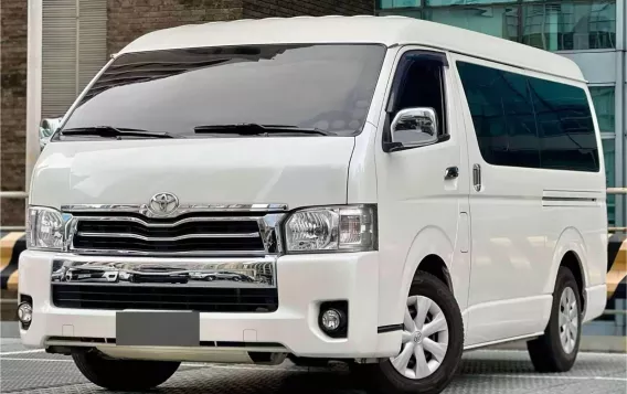 2018 Toyota Hiace Super Grandia in Makati, Metro Manila-2