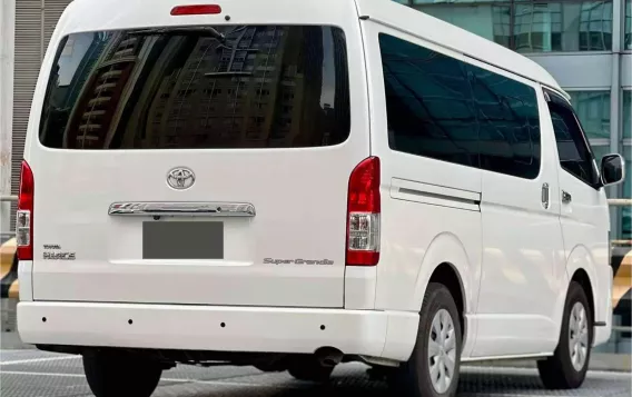 2018 Toyota Hiace Super Grandia in Makati, Metro Manila-6