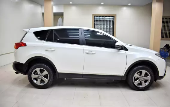 2015 Toyota RAV4  2.5 LTD in Lemery, Batangas-14