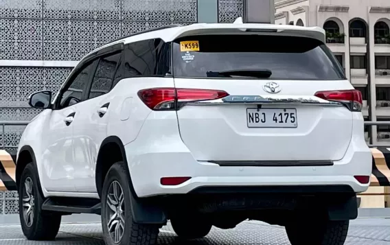 2018 Toyota Fortuner  2.4 G Diesel 4x2 AT in Makati, Metro Manila-3