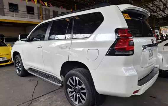 2022 Toyota Prado  4.0L Gas AT in Quezon City, Metro Manila-3