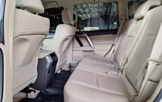 2022 Toyota Prado  4.0L Gas AT in Quezon City, Metro Manila-8