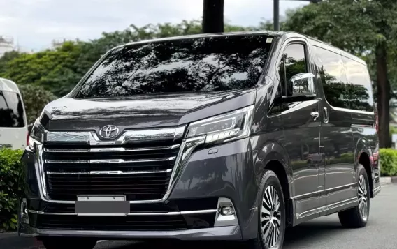 2020 Toyota Hiace Super Grandia Fabric 2.8 AT in Manila, Metro Manila-3