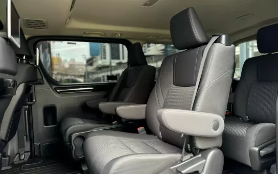 2020 Toyota Hiace Super Grandia Fabric 2.8 AT in Manila, Metro Manila-8