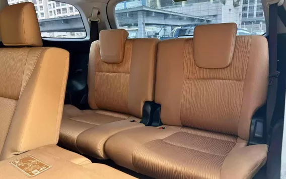 2017 Toyota Fortuner  2.4 G Diesel 4x2 MT in Makati, Metro Manila-16