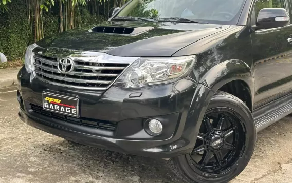 2015 Toyota Fortuner  2.4 V Diesel 4x2 AT in Manila, Metro Manila-6