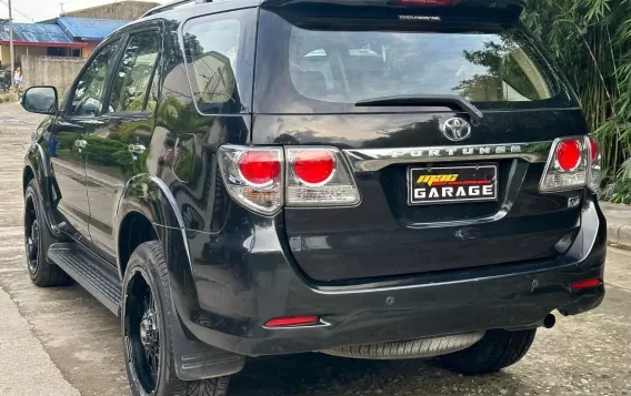 2015 Toyota Fortuner  2.4 V Diesel 4x2 AT in Manila, Metro Manila-9