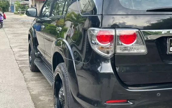 2015 Toyota Fortuner  2.4 V Diesel 4x2 AT in Manila, Metro Manila-10