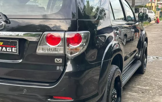 2015 Toyota Fortuner  2.4 V Diesel 4x2 AT in Manila, Metro Manila-13