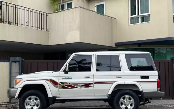 2023 Toyota Land Cruiser in Manila, Metro Manila-3