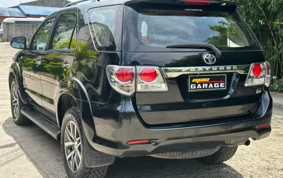 2015 Toyota Fortuner  2.4 V Diesel 4x2 AT in Manila, Metro Manila-11