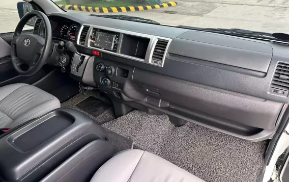 2018 Toyota Hiace  Super Grandia (Leather) 3.0 A/T Monotone in Manila, Metro Manila-15