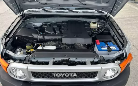 2015 Toyota FJ Cruiser  4.0L V6 in Manila, Metro Manila-2