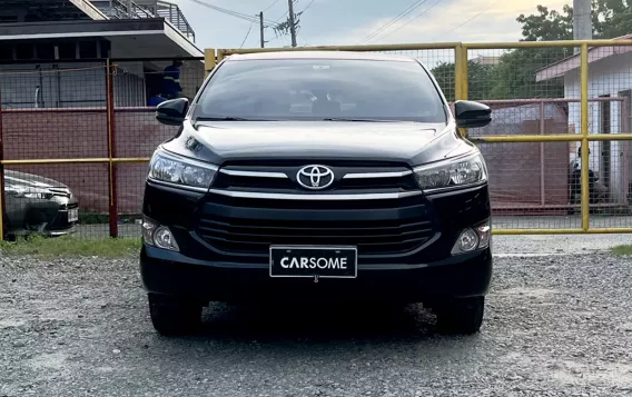 2018 Toyota Innova  2.0 E Gas AT in Pasay, Metro Manila-5