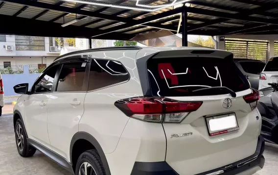 2020 Toyota Rush  1.5 G AT in Manila, Metro Manila-10