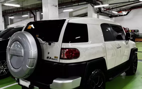 2019 Toyota FJ Cruiser  4.0L V6 in Manila, Metro Manila-3