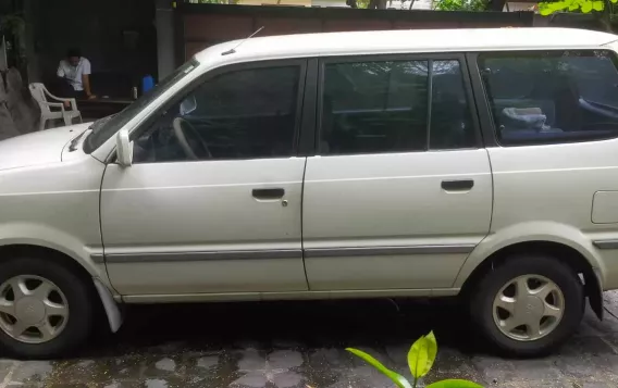 1999 Toyota Revo in Makati, Metro Manila