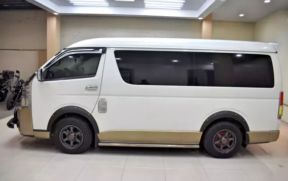 2016 Toyota Hiace  GL Grandia 3.0 A/T 2-Tone in Lemery, Batangas-10