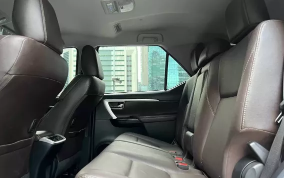 2016 Toyota Fortuner  2.4 V Diesel 4x2 AT in Makati, Metro Manila-7