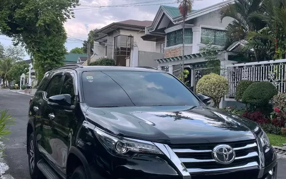 2017 Toyota Fortuner  2.4 V Diesel 4x2 AT in Quezon City, Metro Manila-3