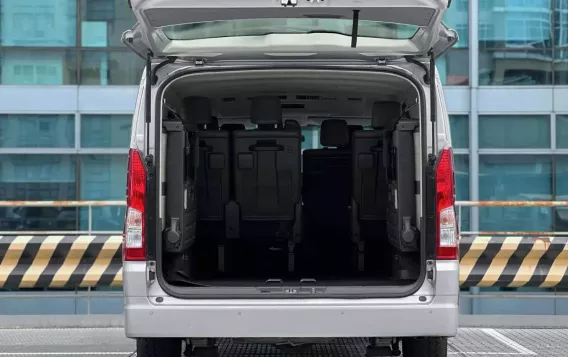 2020 Toyota Hiace Super Grandia (Leather) 2.8 AT in Makati, Metro Manila-4