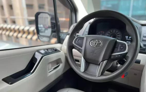 2020 Toyota Hiace Super Grandia (Leather) 2.8 AT in Makati, Metro Manila-10