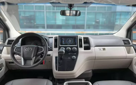 2020 Toyota Hiace Super Grandia (Leather) 2.8 AT in Makati, Metro Manila-11