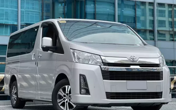 2020 Toyota Hiace  GL Grandia A/T in Makati, Metro Manila-1