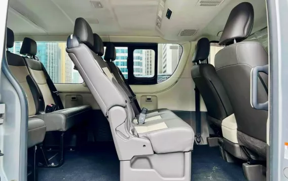 2020 Toyota Hiace  GL Grandia A/T in Makati, Metro Manila-7