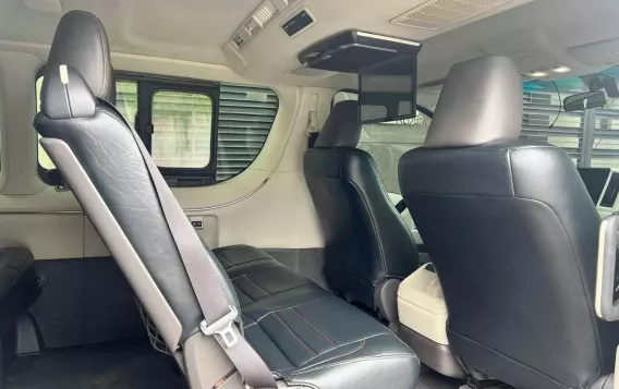 2019 Toyota Hiace  GL Grandia A/T in Manila, Metro Manila-8