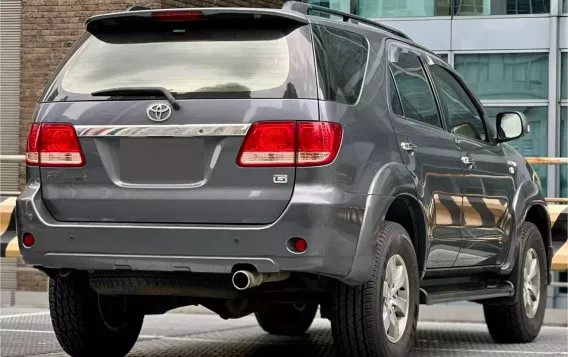 2006 Toyota Fortuner  2.7 G Gas A/T in Makati, Metro Manila-6