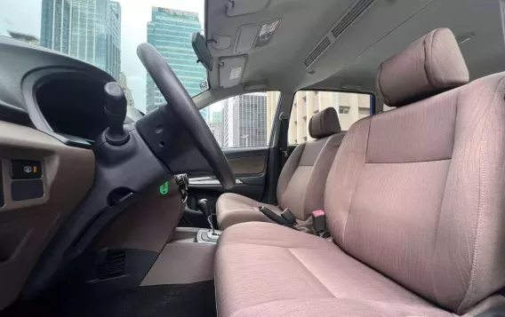 2016 Toyota Avanza  1.5 G A/T in Makati, Metro Manila-10