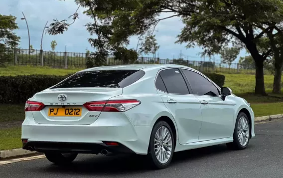 2019 Toyota Camry  2.5 V in Manila, Metro Manila-3