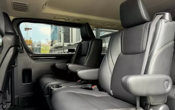 2019 Toyota Hiace Super Grandia Elite 2.8 AT in Manila, Metro Manila-7