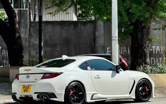 2024 Toyota GR 86 2.4 MT in Manila, Metro Manila-15