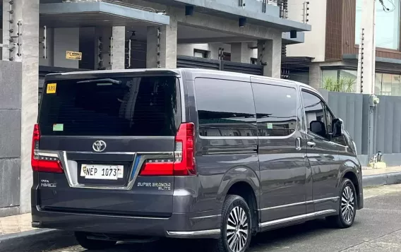 2020 Toyota Hiace Super Grandia Elite 2.8 AT in Manila, Metro Manila-4