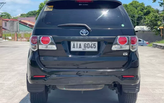 2015 Toyota Fortuner  2.4 V Diesel 4x2 AT in Manila, Metro Manila-2