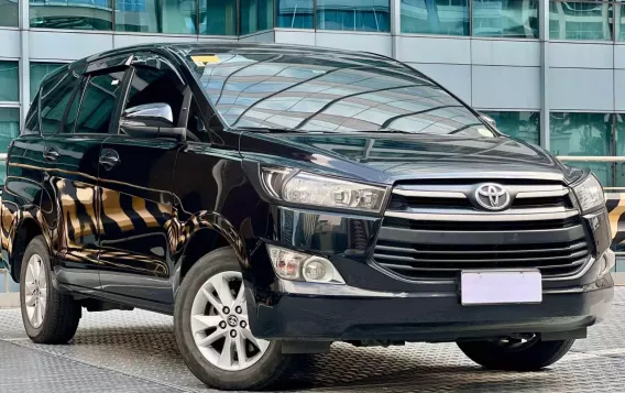 2020 Toyota Innova  2.0 E Gas AT in Makati, Metro Manila