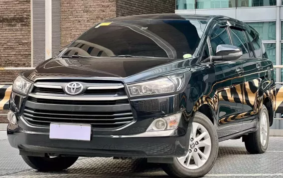 2020 Toyota Innova  2.0 E Gas AT in Makati, Metro Manila-5